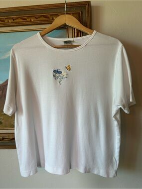 Women’s White Short Sleeve Tee with Blue & Yellow Floral Embroidery